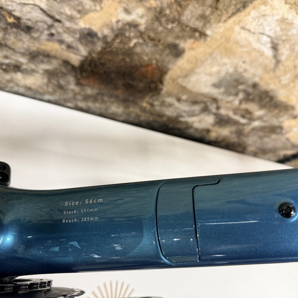 ENVE Enve Fray Agave Blue, Shimano Ultegra Di2, SES AR One Piece Bar & Stem 110/40cm, 56cm