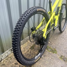 Pivot Ex-Demo Pivot Firebird V5 MX Pro X0 Eagle Trans Air YOLO Yellow Large