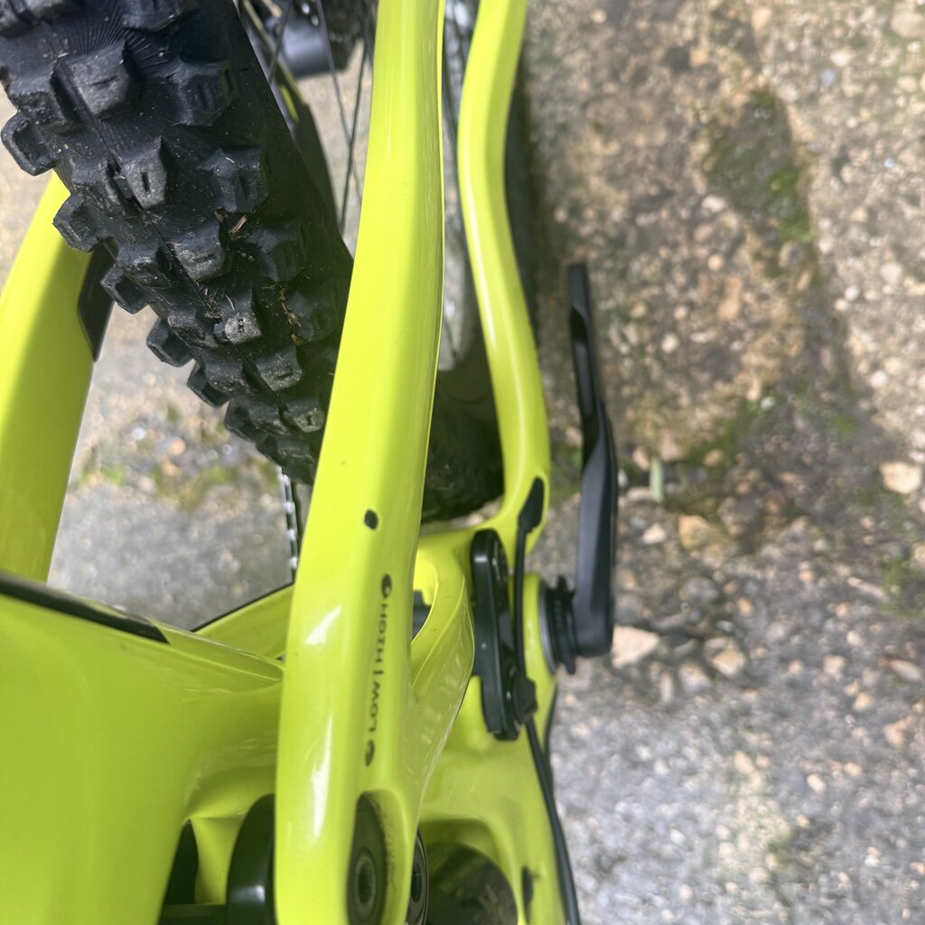 Pivot Ex-Demo Pivot Firebird V5 MX Pro X0 Eagle Trans Air YOLO Yellow Large