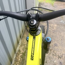 Pivot Ex-Demo Pivot Firebird V5 MX Pro X0 Eagle Trans Air YOLO Yellow Large