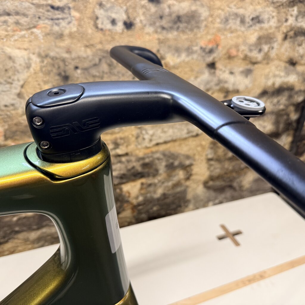 ENVE Pre-Loved Enve Fray Frameset 58cm Venom & SES AR Integrated Bar & Stem