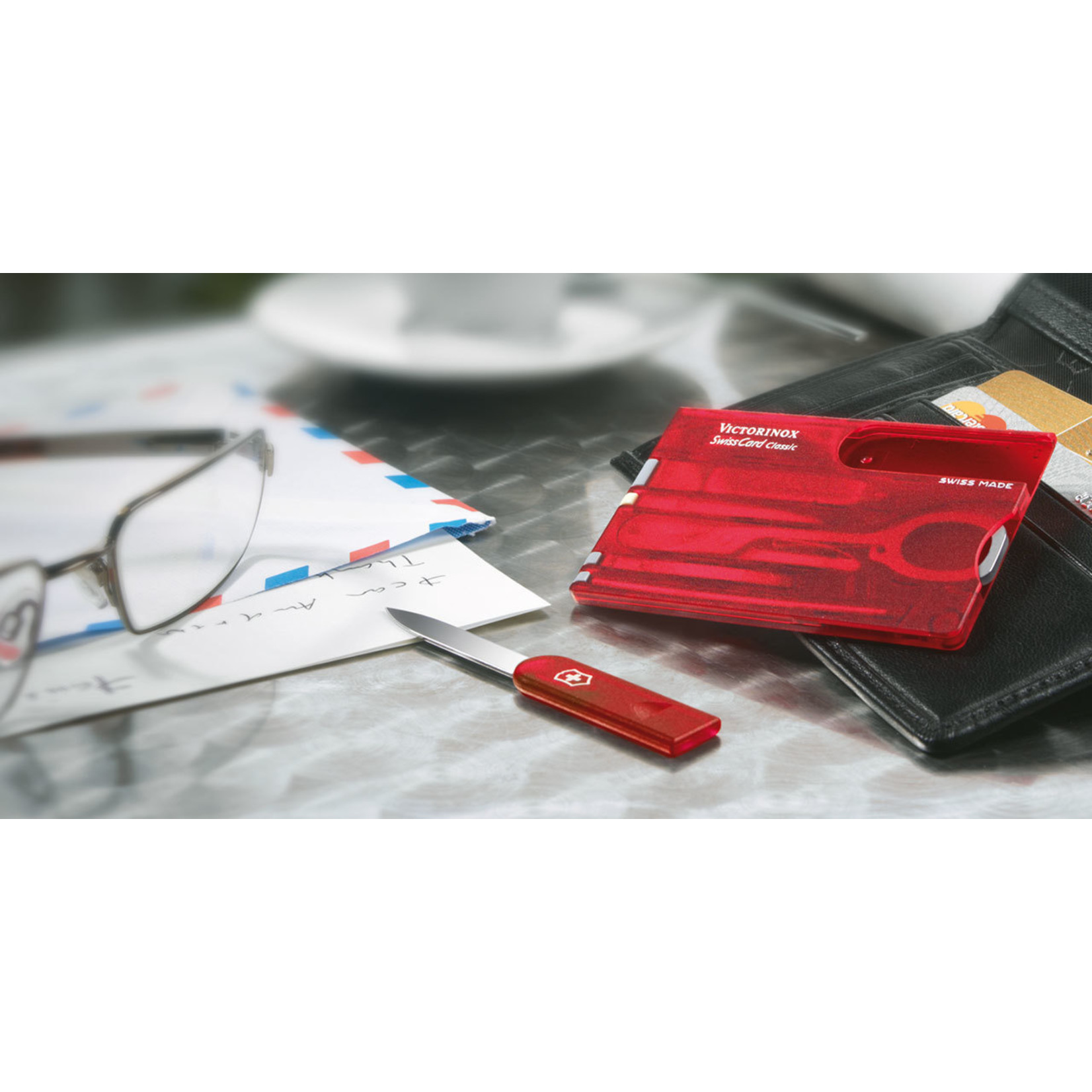Victorinox Victorinox Swiss Card rood transparant