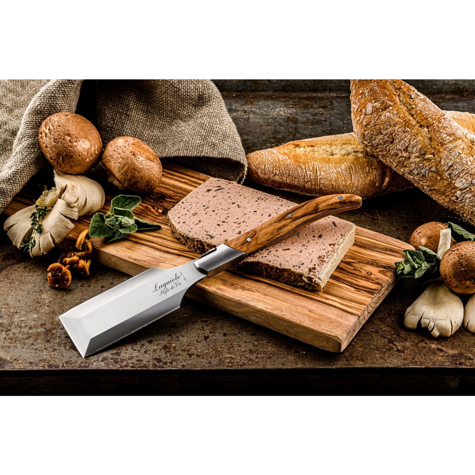 Laguiole Saucisson Set Wooden Board &Knife – Parchment Paper