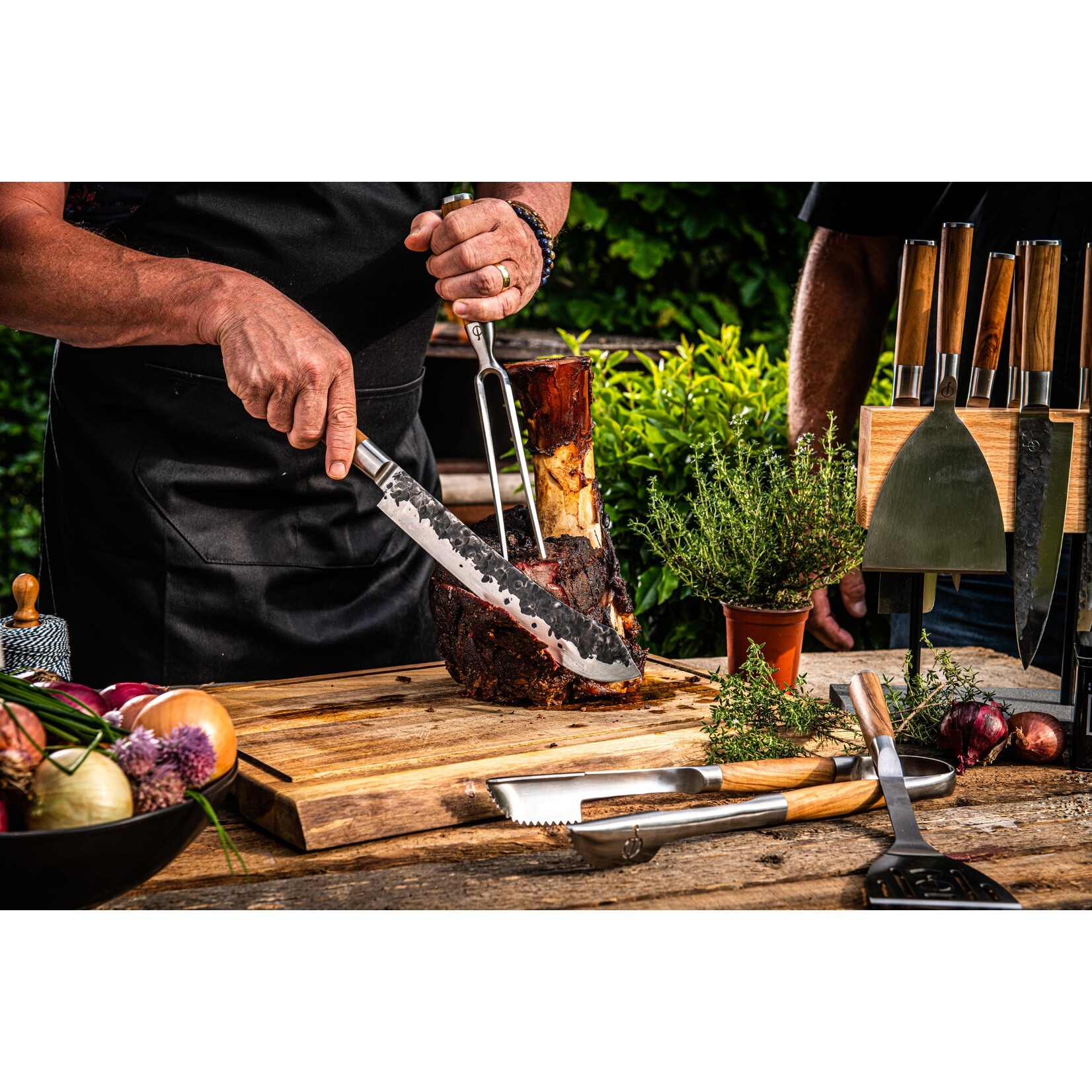 Forged Forged BBQ Plancha Spatula, olijfhout