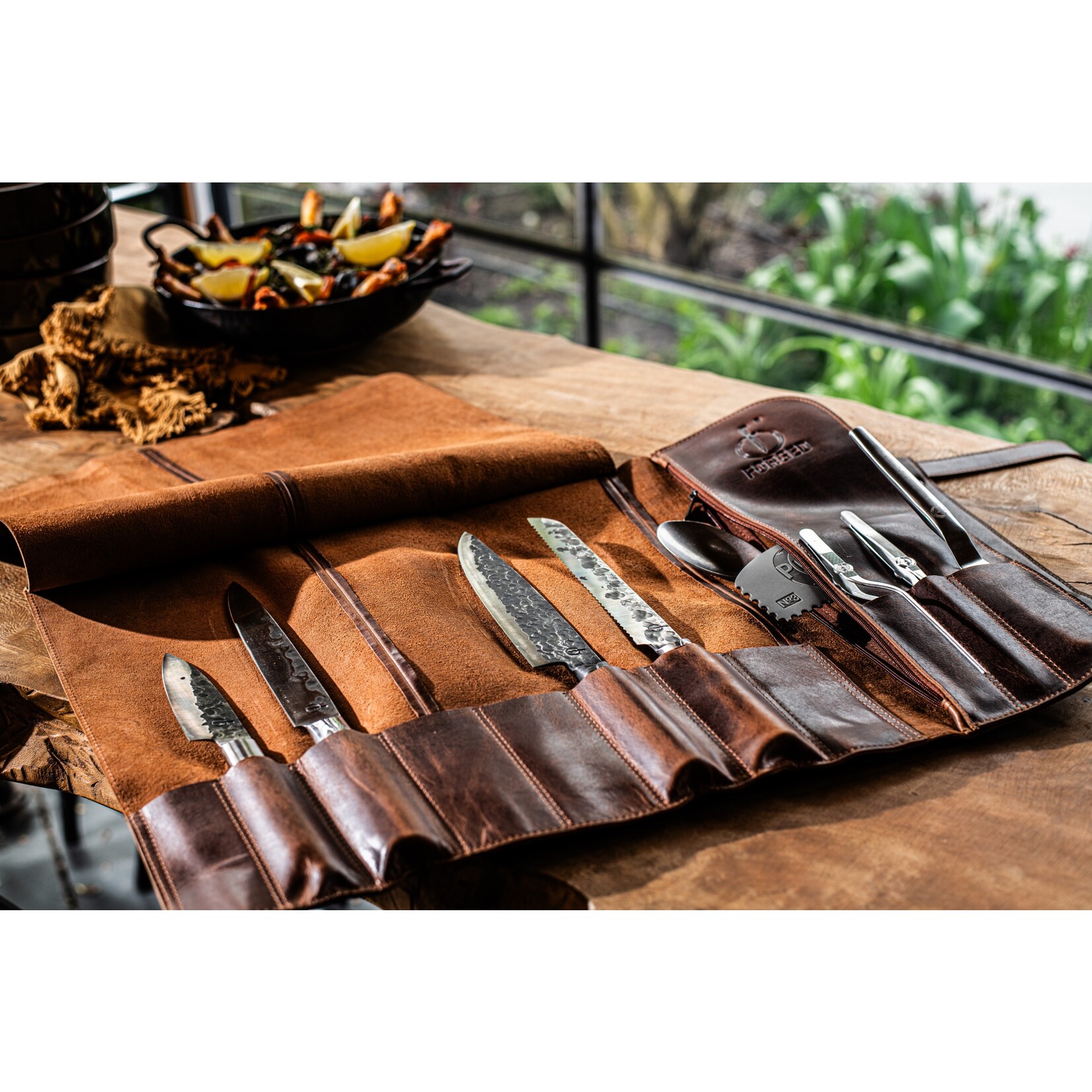 Forged Essentials messenmap 11 vaks, rundleer
