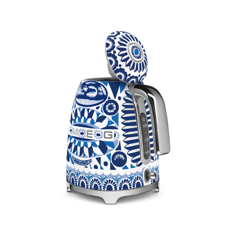 SMEG SMEG Dolce & Gabbana Waterkoker KLF03DGBEU, 1,7 liter, Blu Mediterraneo