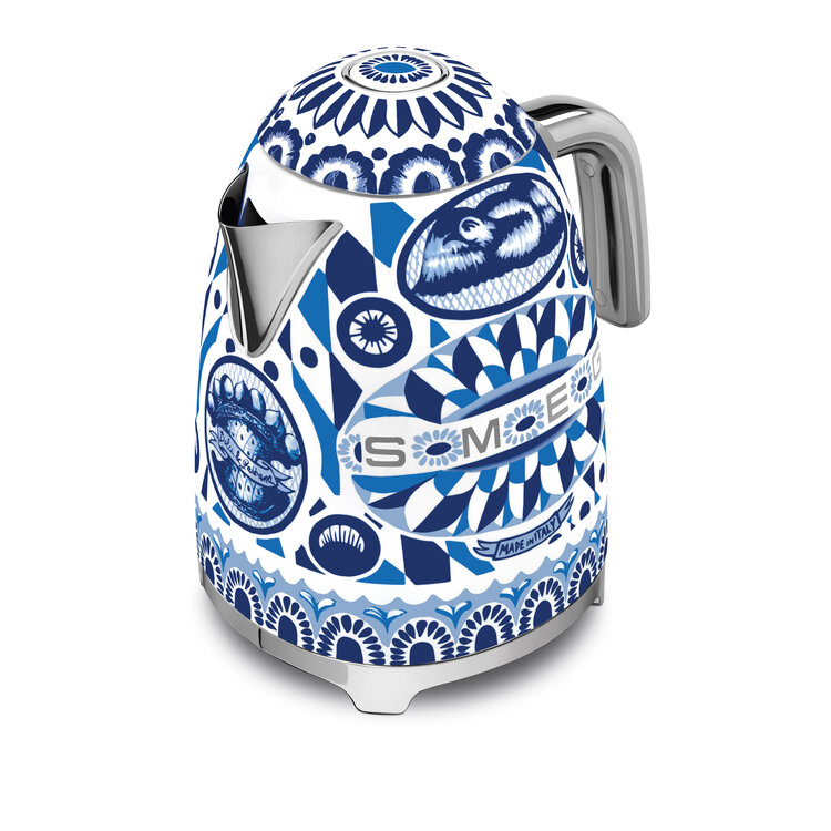 SMEG SMEG Dolce & Gabbana Waterkoker KLF03DGBEU, 1,7 liter, Blu Mediterraneo