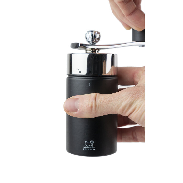 Peugeot Peugeot Isen muskaatmolen, 15 cm, mat zwart