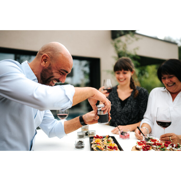 Peugeot Peugeot Maestro pepermolen 11 cm, grafiet, inclusief 3 reservoirs