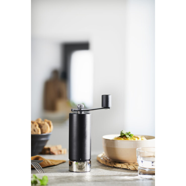 Peugeot Peugeot Isen zoutmolen 18 cm, zwart, beukenhout