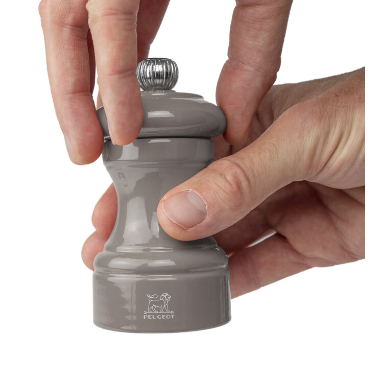 Peugeot Peugeot Bistro zoutmolen 10 cm, taupe grijs, PEFC-hout