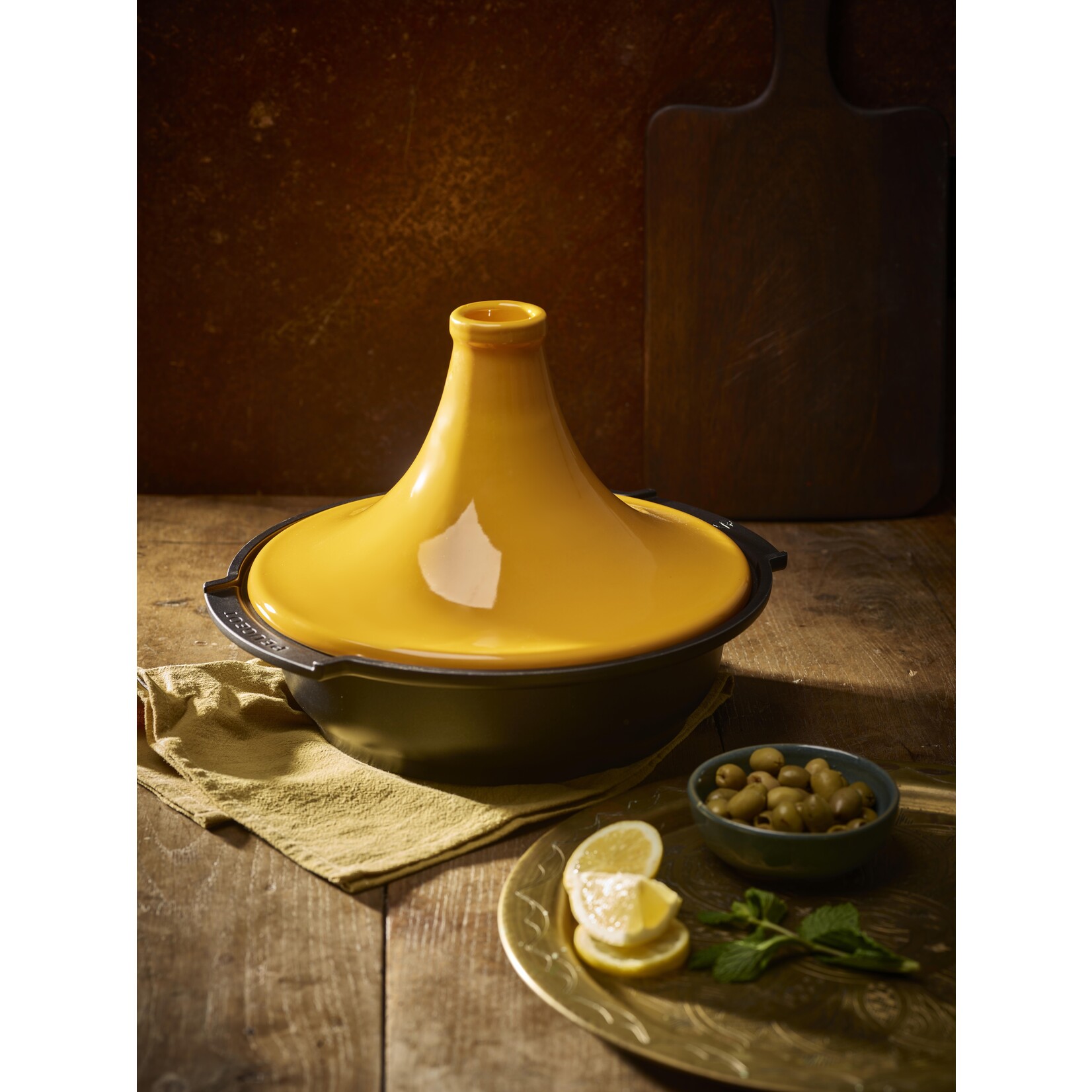 Peugeot Peugeot Atlas tajineschaal saffraangeel, 23 cm