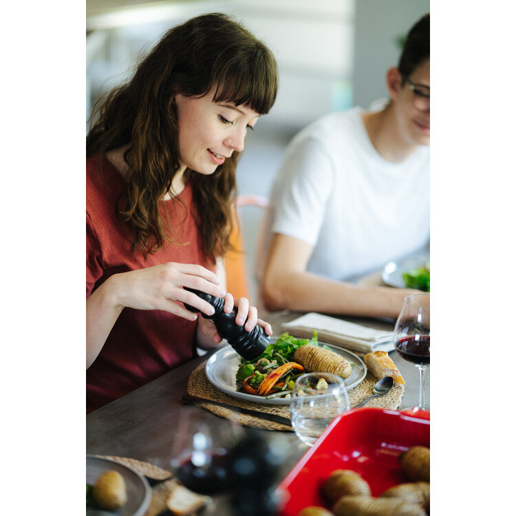 Peugeot Peugeot Paris zoutmolen 18 cm, satijnzwart, u'Select, zirlion maalwerk