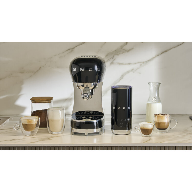 SMEG SMEG Espressomachine + melkopschuimer set - Zwart - ECF12BLEU