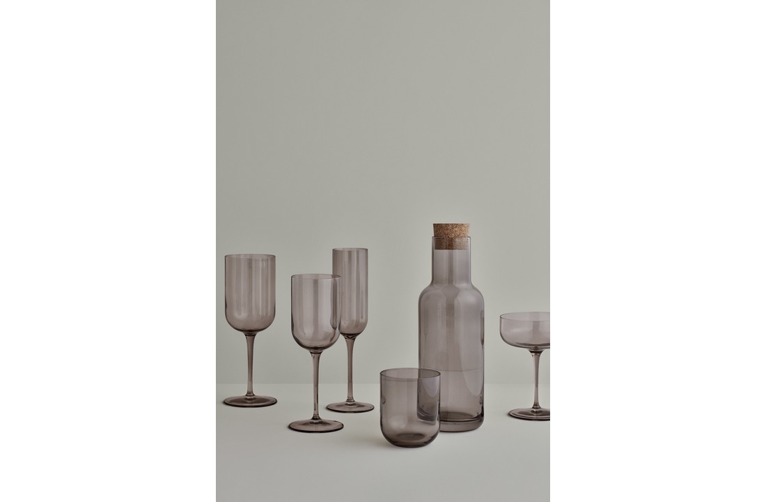 https://cdn.webshopapp.com/shops/31535/files/397911752/1100x720x2/blomus-fuum-white-wine-glasses-280ml-fungi-set-4-6.jpg