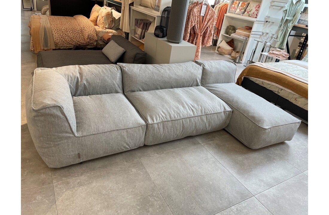 GROW lounge sofa (Cloud) - DEMO MODEL