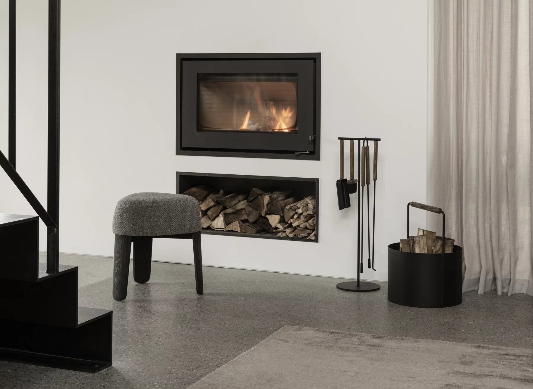 ASHI 5-teiliges Standkaminset (Schwarzeiche) 66154