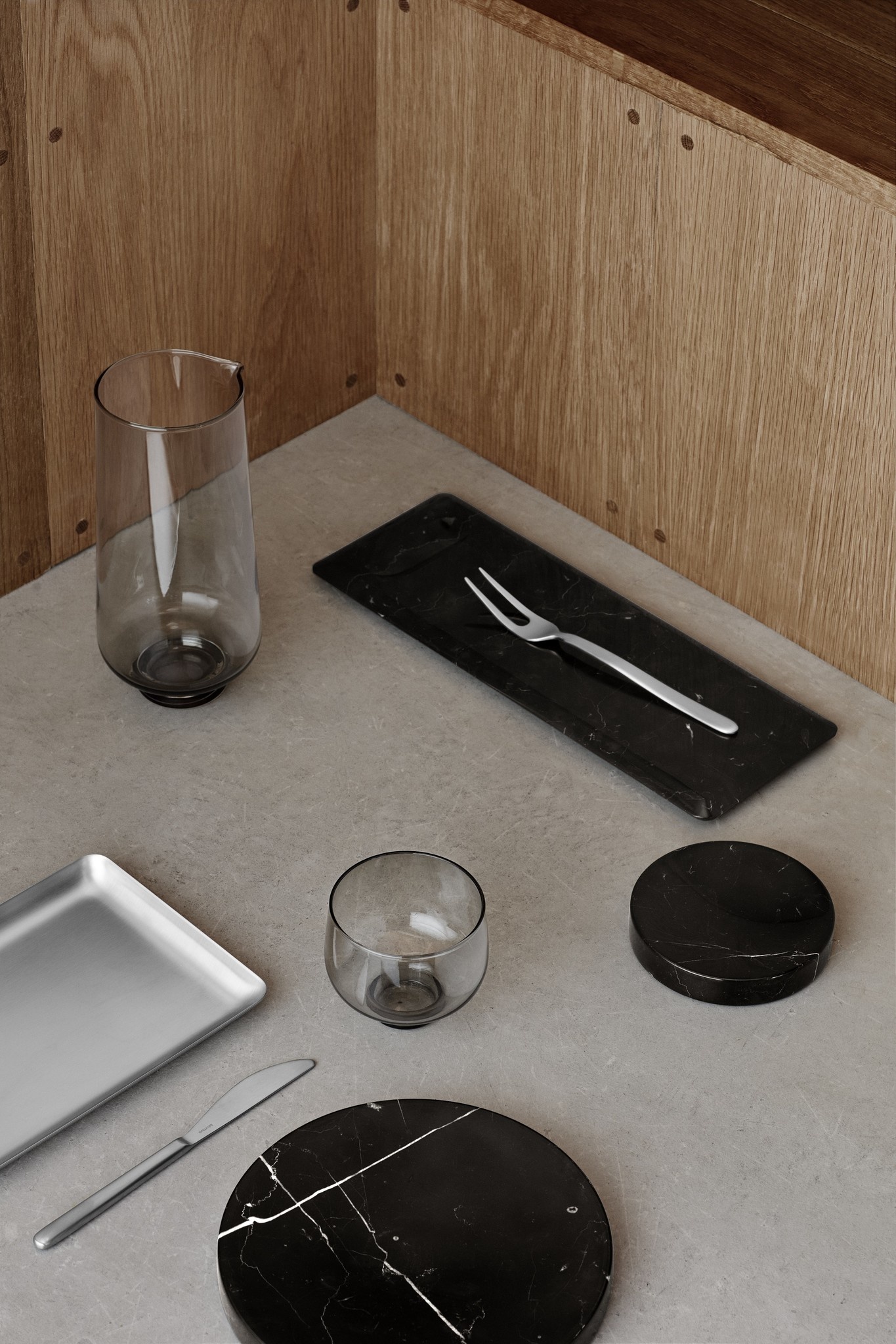 FLOW water carafe color Smoke (63920)