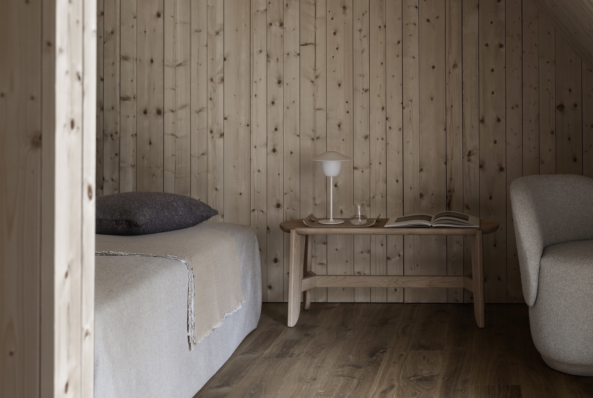 ELI bench - oak wood - 66510