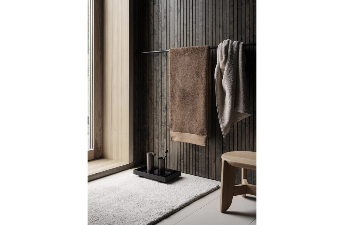 Blomus MODO Toilettenpapierhalter aus verbranntem Metall