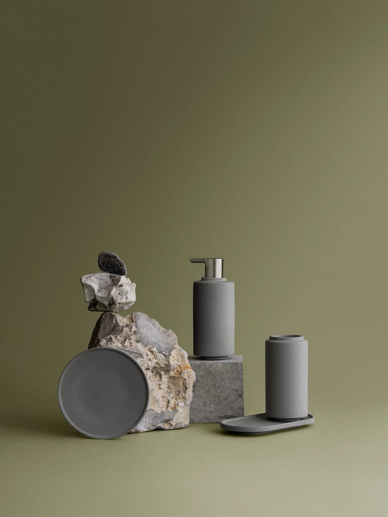 Blomus CRETO soap dispenser Magnet