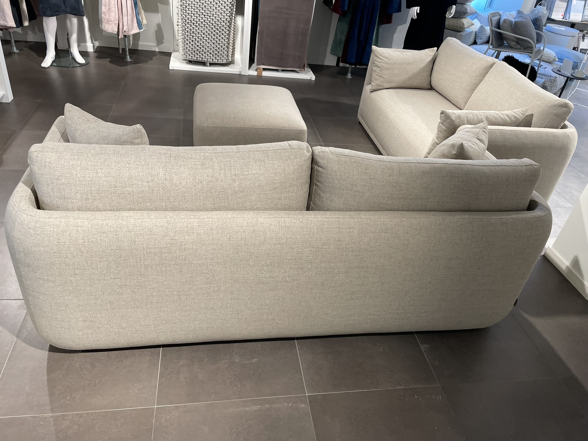 LUA complete seating area - SHOW MODEL