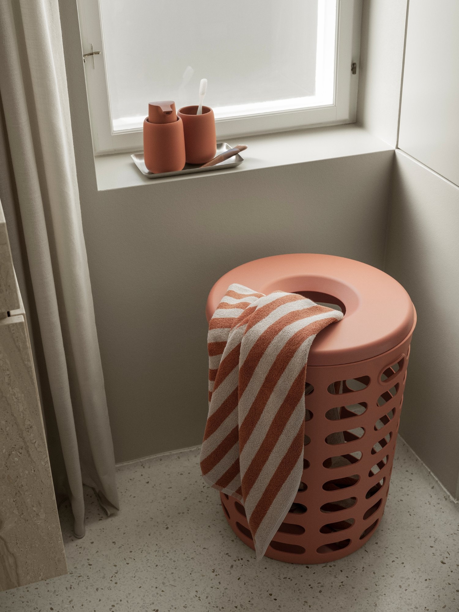 Blomus KORIE laundry basket Amber Brown - 66878