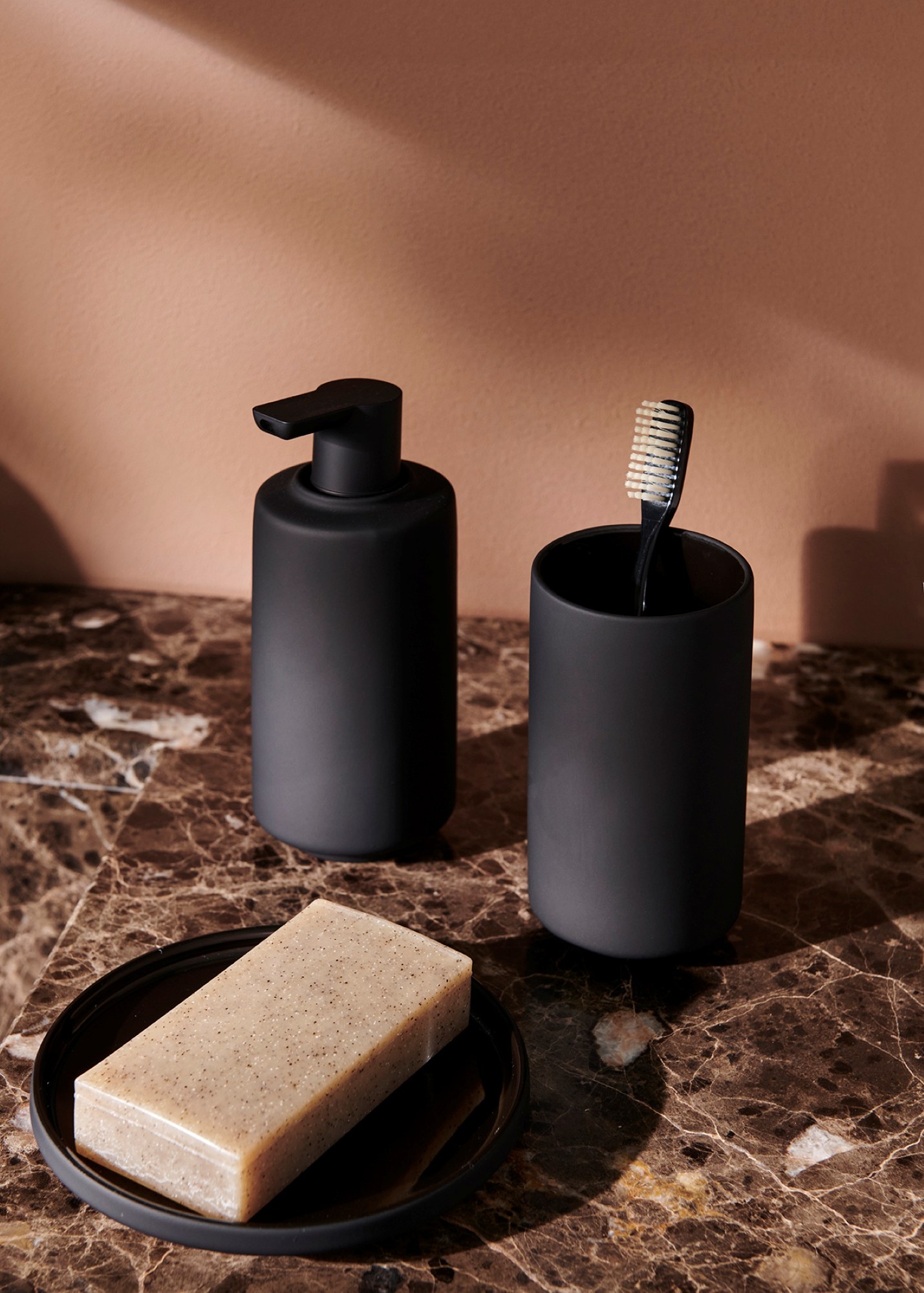 Blomus SAYA zeepdispenser Black