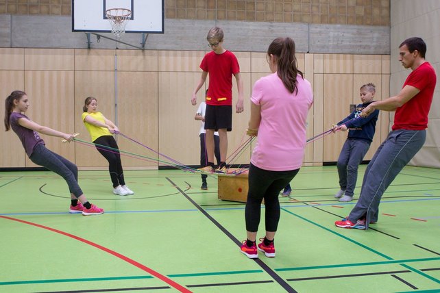 Zweefbord ´Strippensurfer´ Cooperatief groepsspel