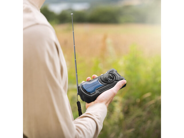 Survivor Radio All-in-1 5000