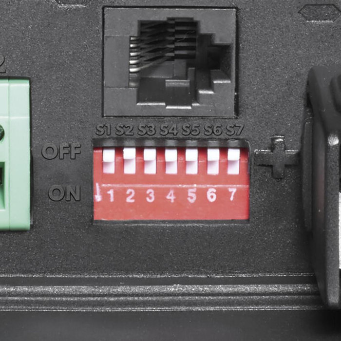 Dometic Dometic Omvormer PerfectPower DCC 1212-20 12V/10A