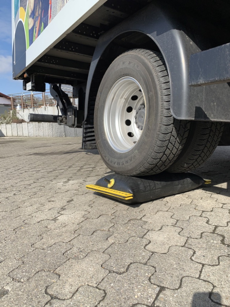 Emuk Emuk Air-Lift Twin