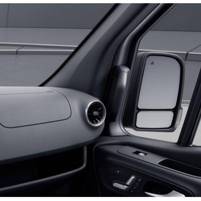 Remis Remifront 4 Mercedes Sprinter VS30 >2019 Zijraam R met Instapgreep