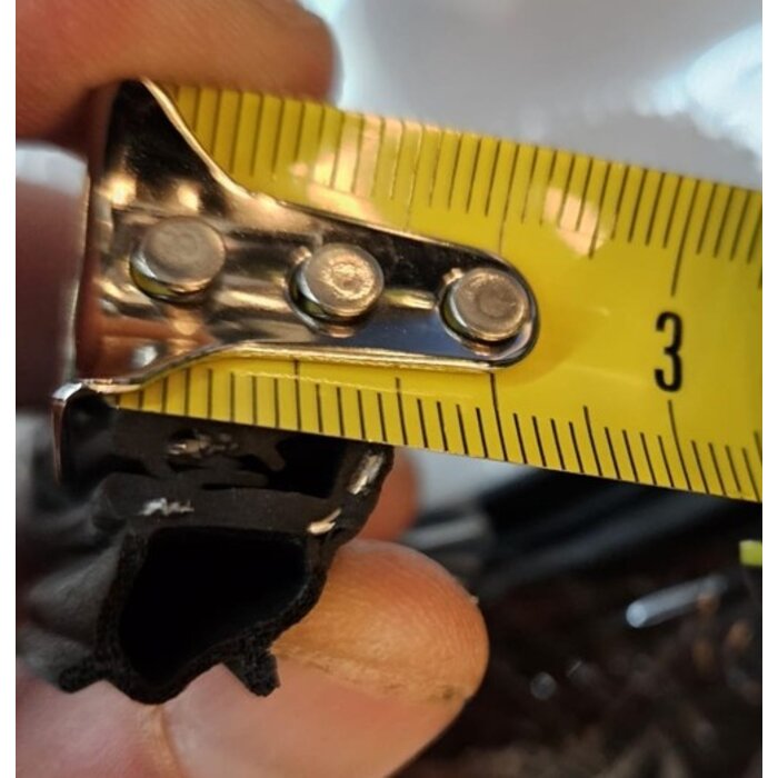 FjordOutdoor Klemprofiel met Sponsrubber Zijkant 1-3mm 5mtr