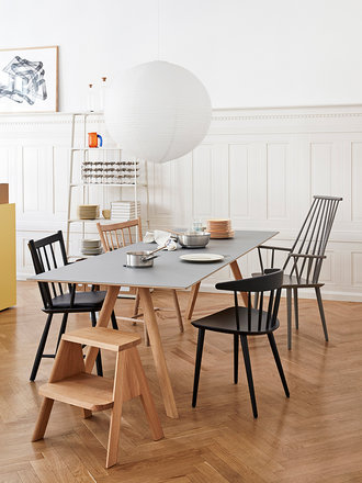 Hay CPH 30 table - natural oak base Hay CPH 30 table - natural oak base