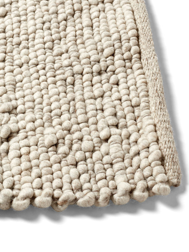 「新品」HAY ヘイ PEAS RANDOM ラグ 140x200cm クリーム PEAS / L200 x W140｜北欧デンマーク インテリアブランドの通販サイト