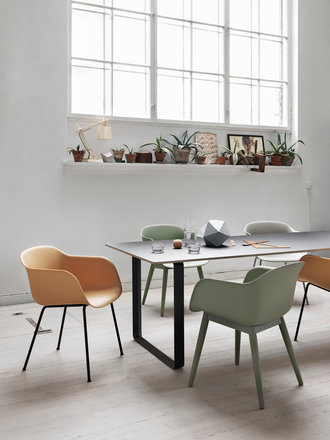 Muuto 70/70 table - black Muuto 70/70 table - black