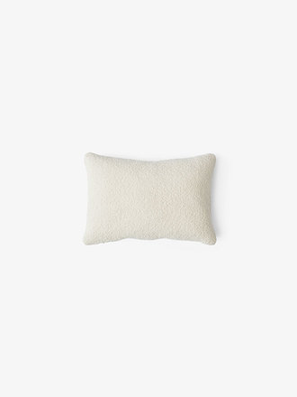 &Tradition Develius pillow EV7