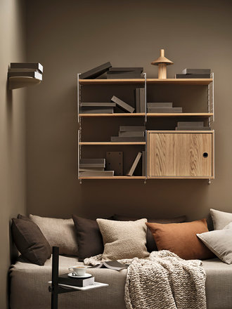 String String Living room R - oak String String Living room R - oak