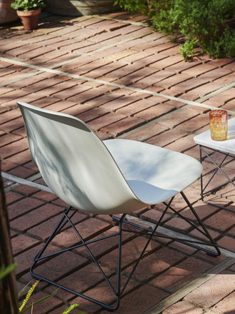 Vitra Eames Plastic side chair RE LSR - basic dark base Vitra Eames Plastic side chair RE LSR - basic dark base