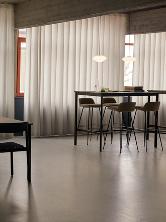 &Tradition Drip table - HW111-HW114 - walnut veneer