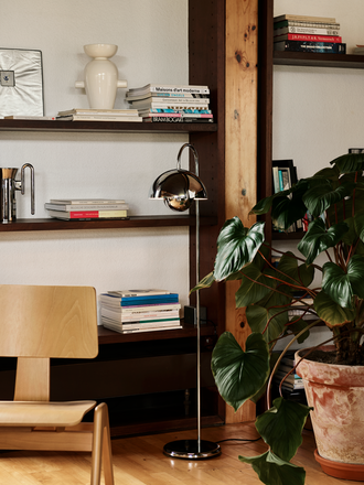 &Tradition Flowerpot floor lamp -  VP12