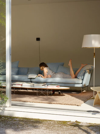 Vitra Elliptical table ETR