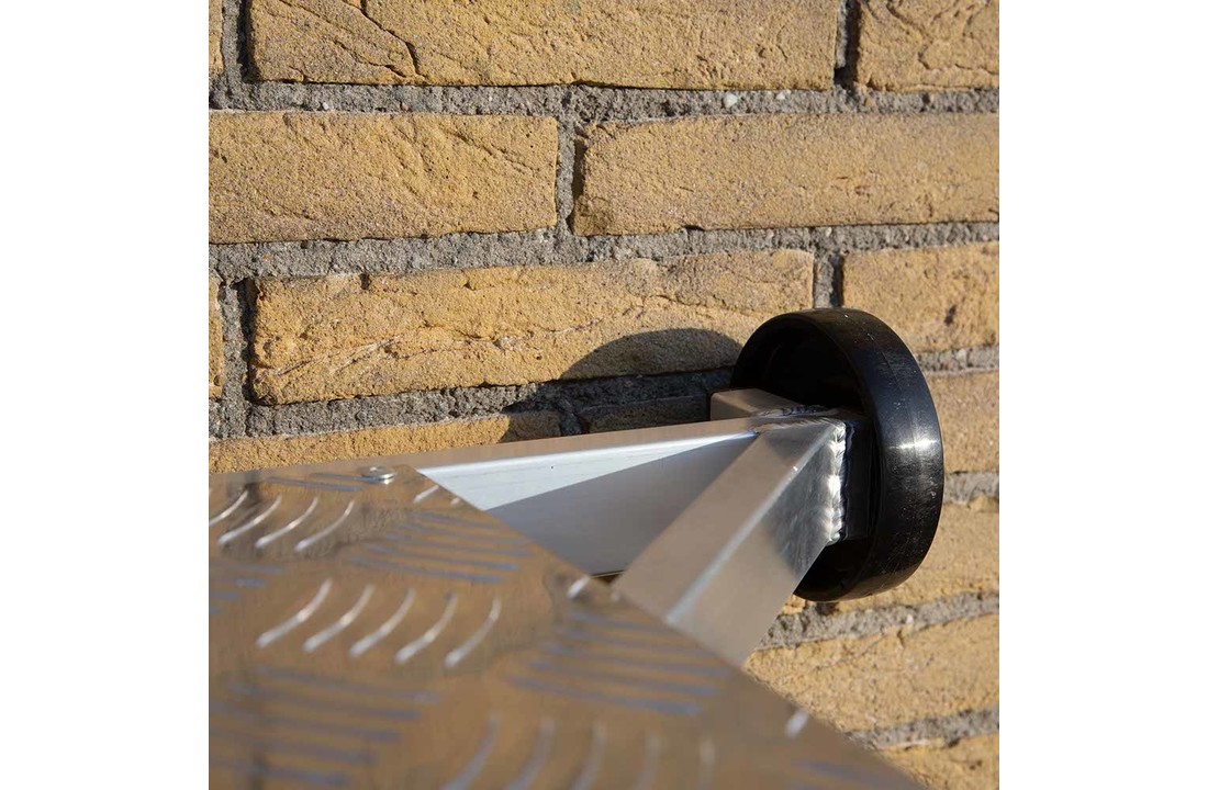 Aluminium ladderafhouder + traanplaat