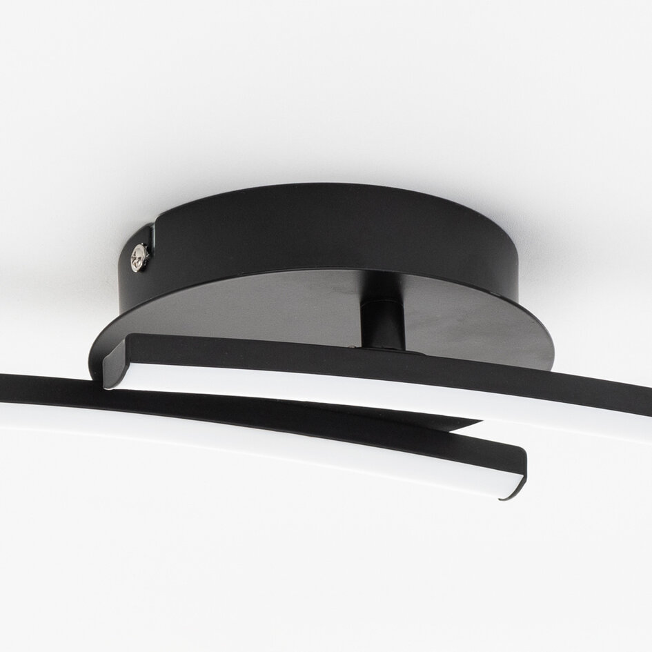 Design plafondlamp Luxie met geïntegreerde LEDs, dimbaar