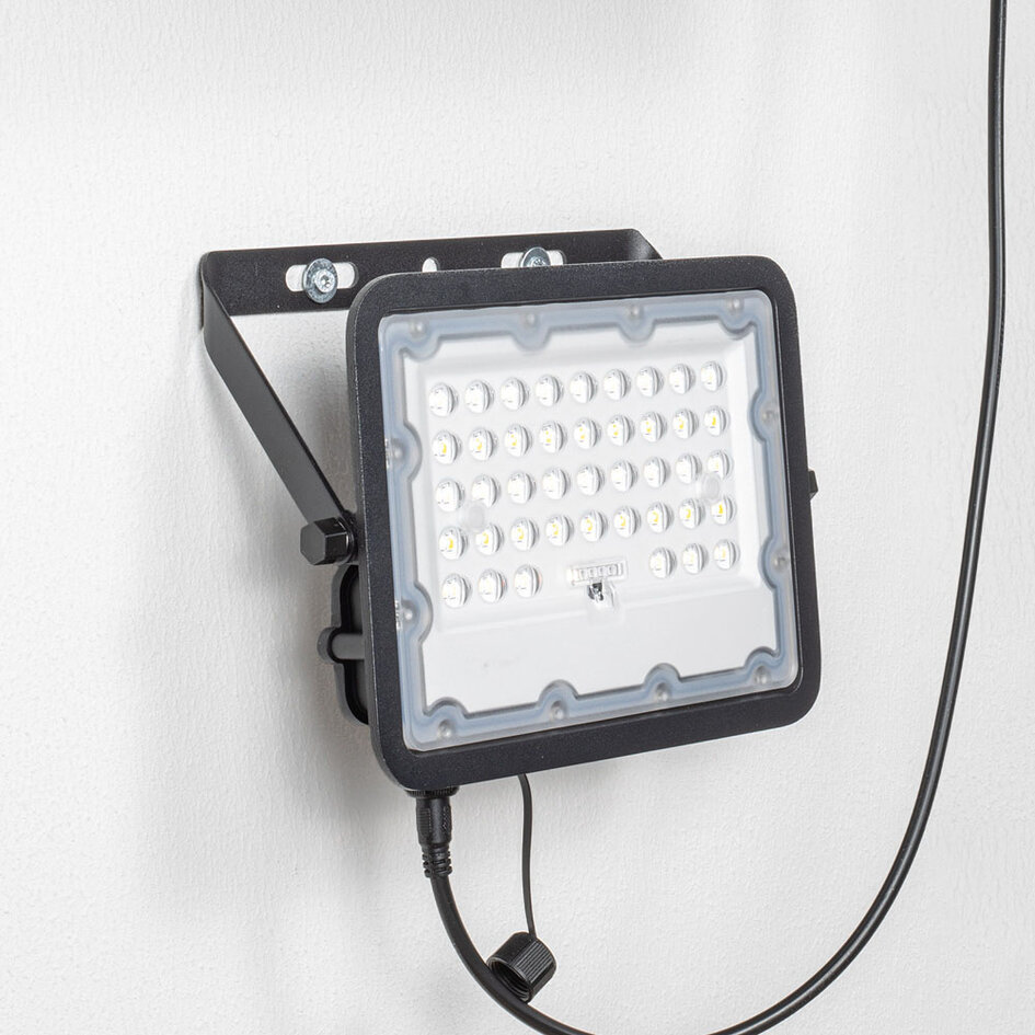 Zwarte solar buiten wandlamp Nestor - 60W