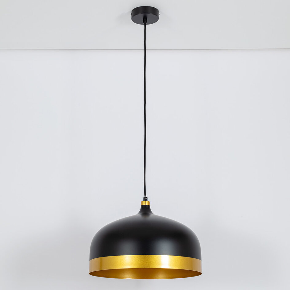 Zwarte industriële hanglamp met gouden details - Zelta