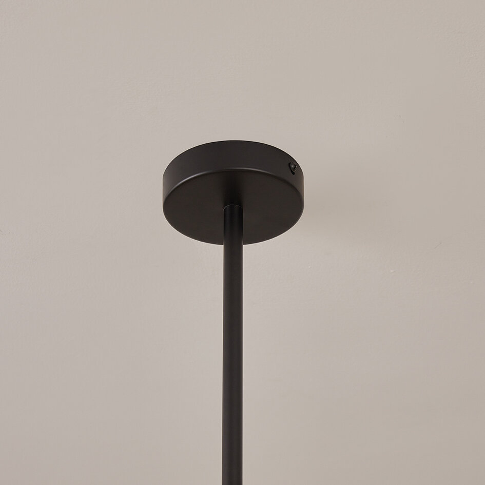 4-lichts design hanglamp Gaio - zwart en goud met melkwit glas