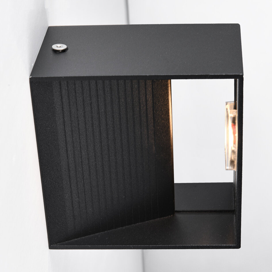 Dimbare wandlamp Lize