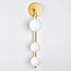3-lichts wandlamp Taj  - witte bollen en goud